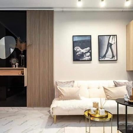 Old Town Bucharest Apartment Plevnei, Bagian luar foto